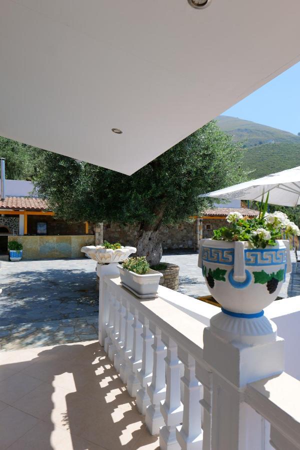 Vila Panorama Piqeras Acomodação com café da manhã Exterior foto